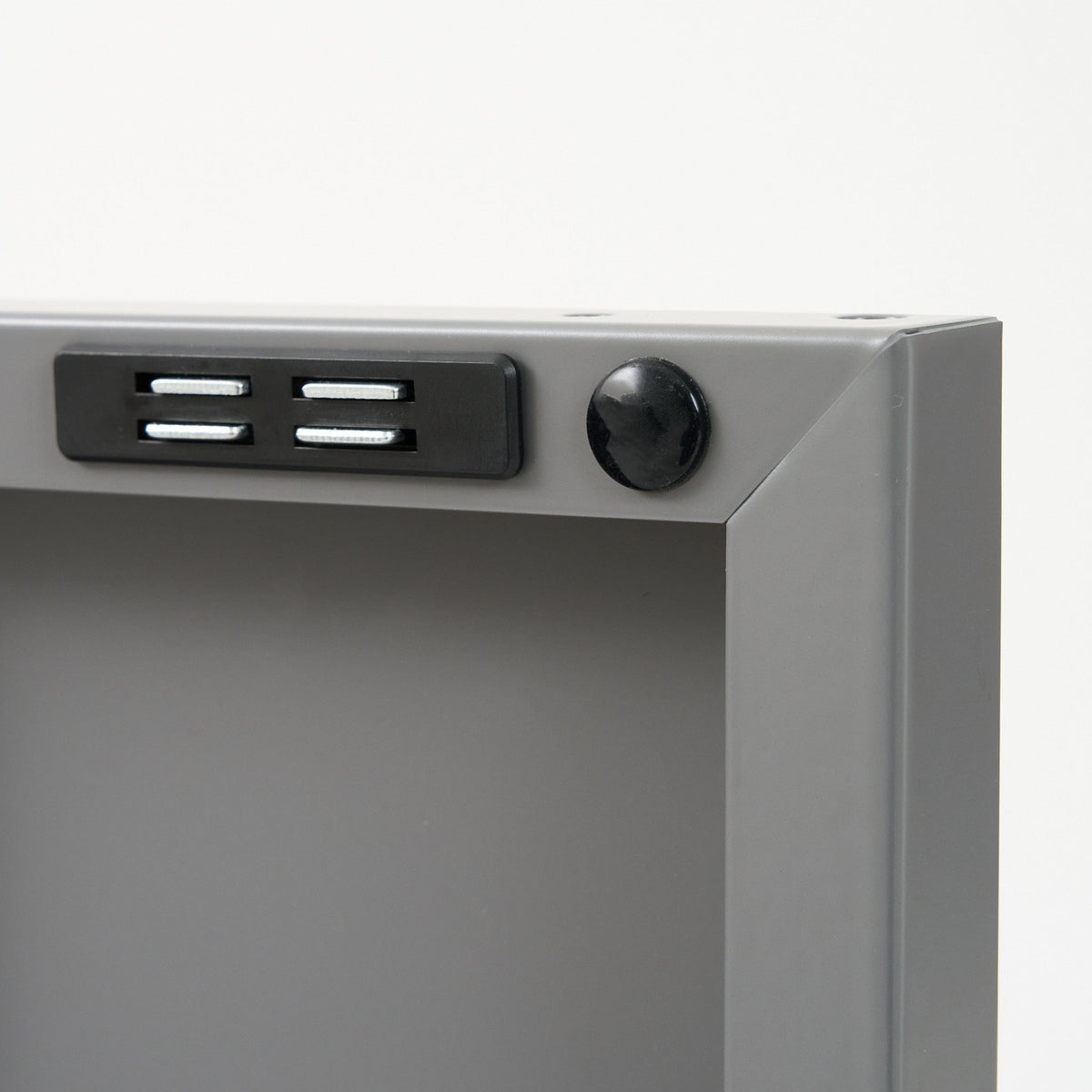 Luna Metal Side Table - Maeve Living