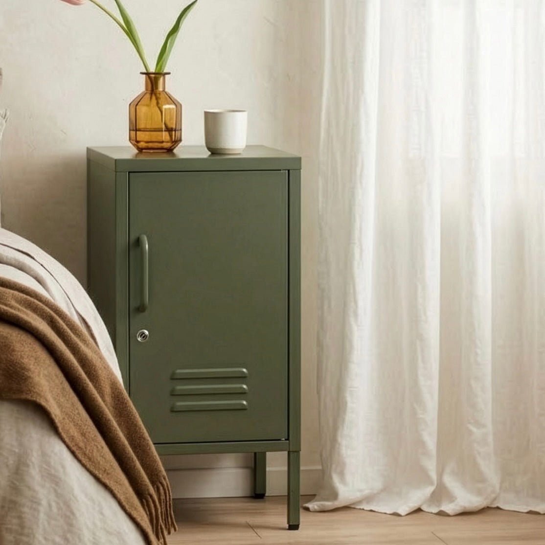 Luna Metal Side Table - Maeve Living